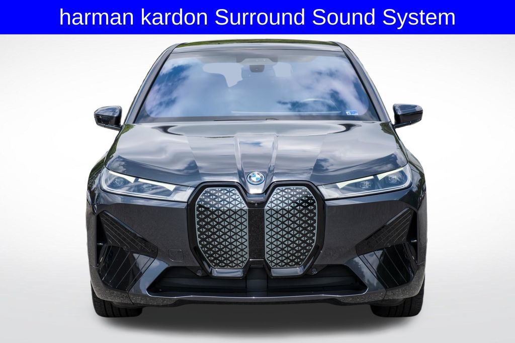 Used 2024 BMW iX xDrive50 w/ Sport Package AWD/4WD image 11