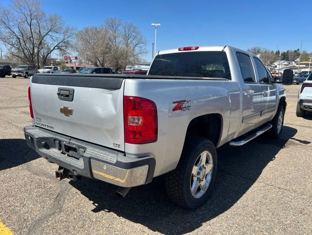 Used 2011 Chevrolet Silverado 2500 LTZ w/ LTZ Plus Package AWD/4WD image 6