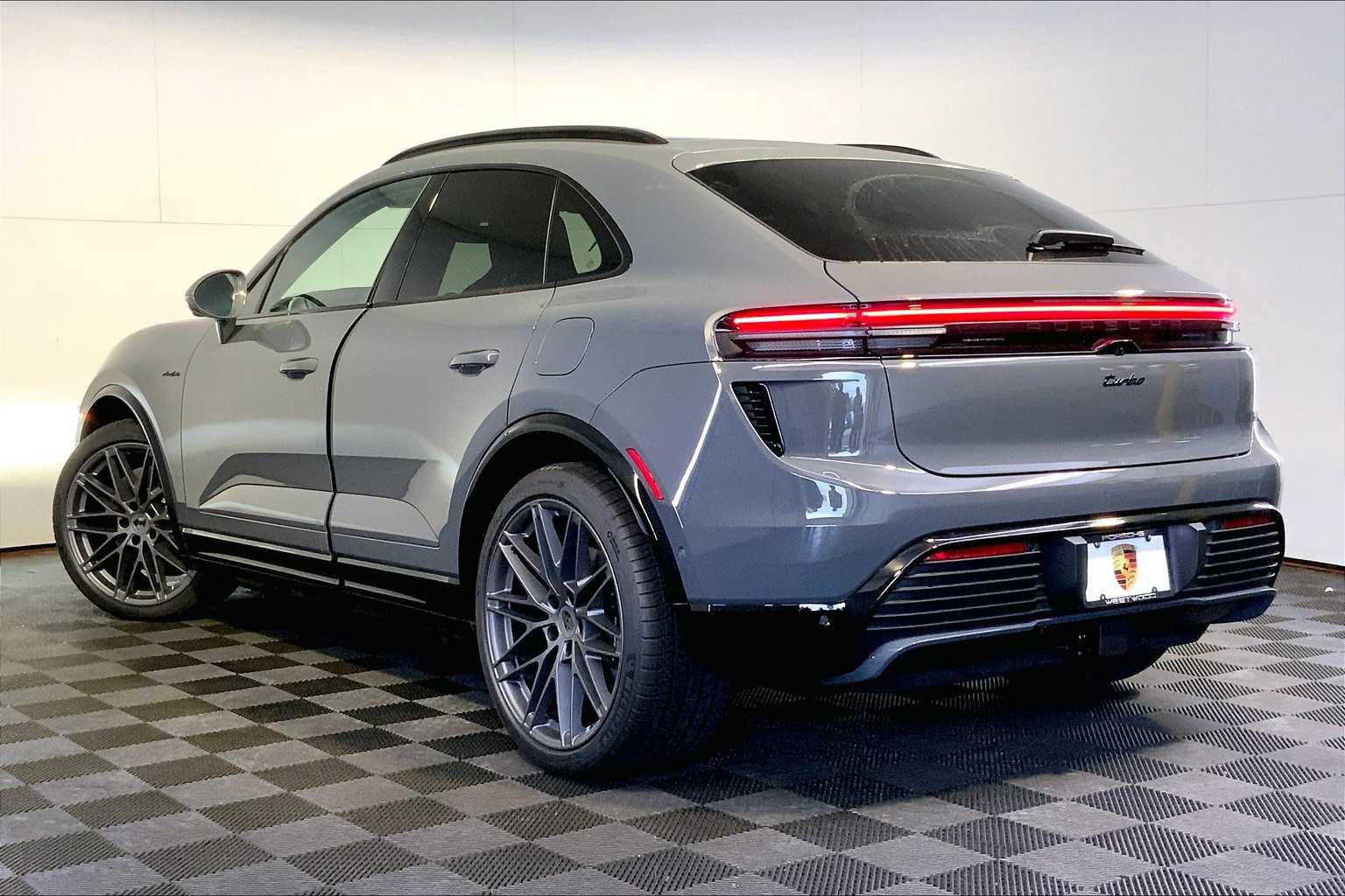New 2025 Porsche Macan Turbo Electric image 3