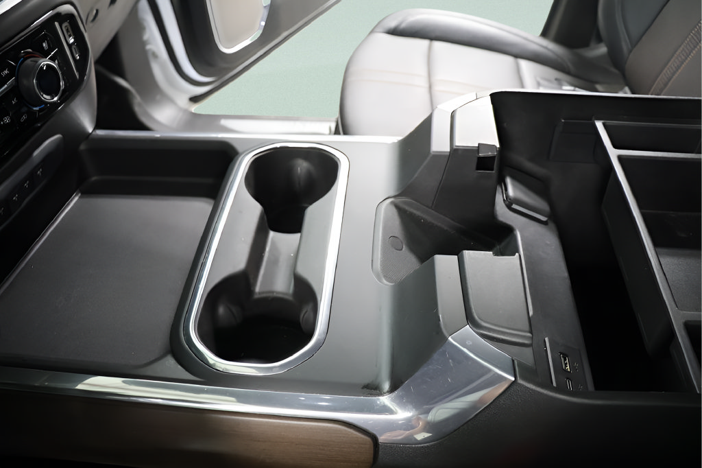 Used 2024 Chevrolet Silverado 2500 High Country w/ High Country Premium Package AWD/4WD image 18