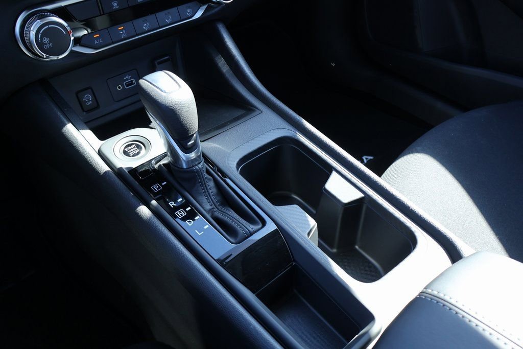 New 2025 Nissan Sentra S image 13