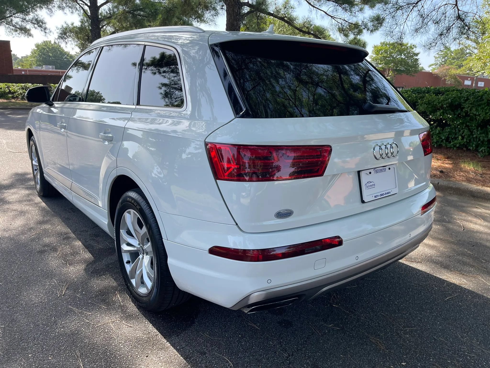 Used 2019 Audi Q7 2.0T Premium w/ Convenience Package AWD/4WD image 3