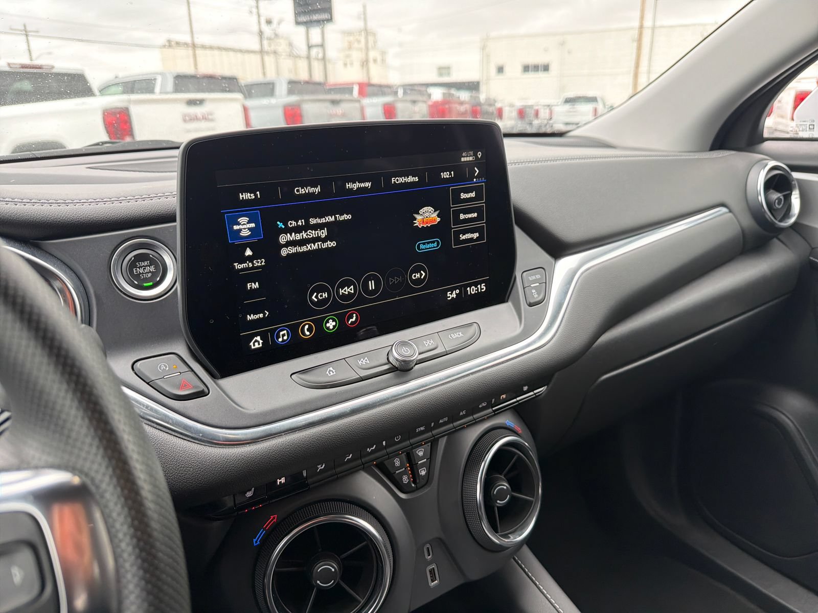 Used 2025 Chevrolet Blazer LT AWD/4WD image 18