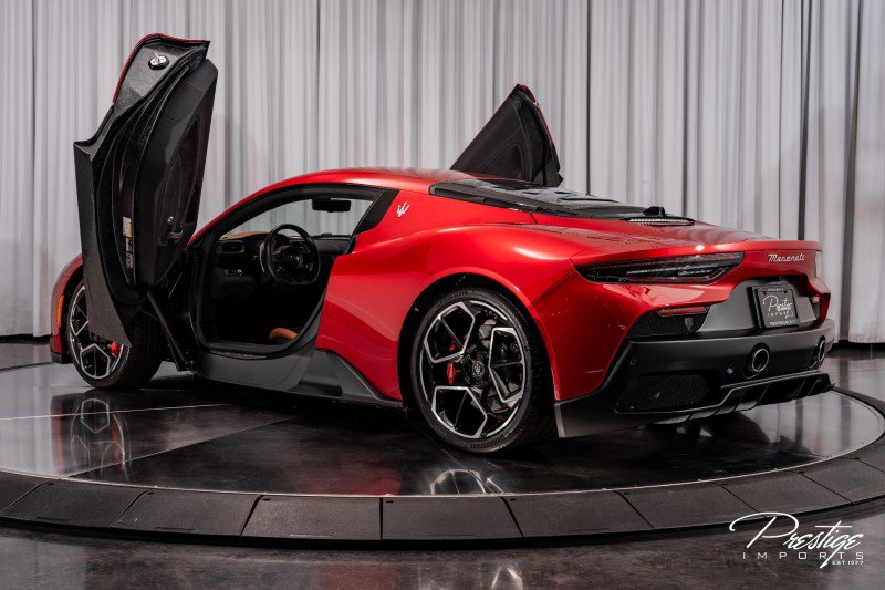 Used 2022 Maserati MC20 Coupe image 15