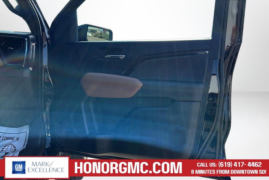 Used 2024 GMC Canyon AT4 AWD/4WD image 29