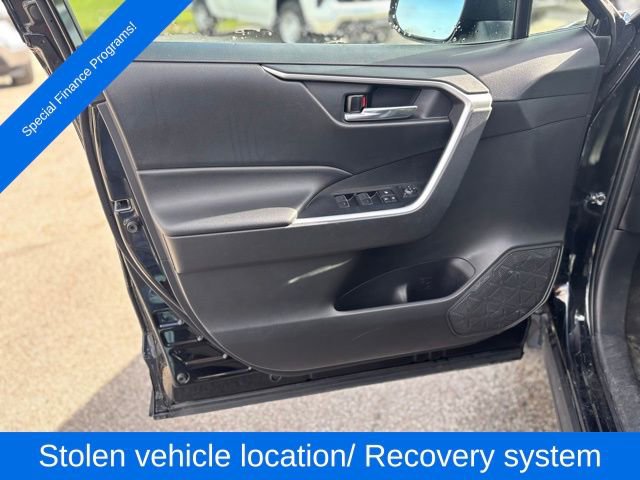 Used 2022 Toyota RAV4 XLE image 10