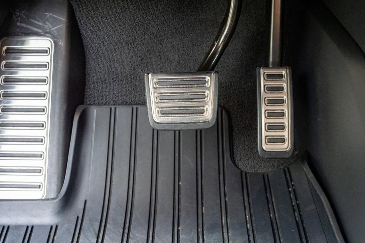 Used 2022 Rivian R1T Launch Edition AWD/4WD image 40