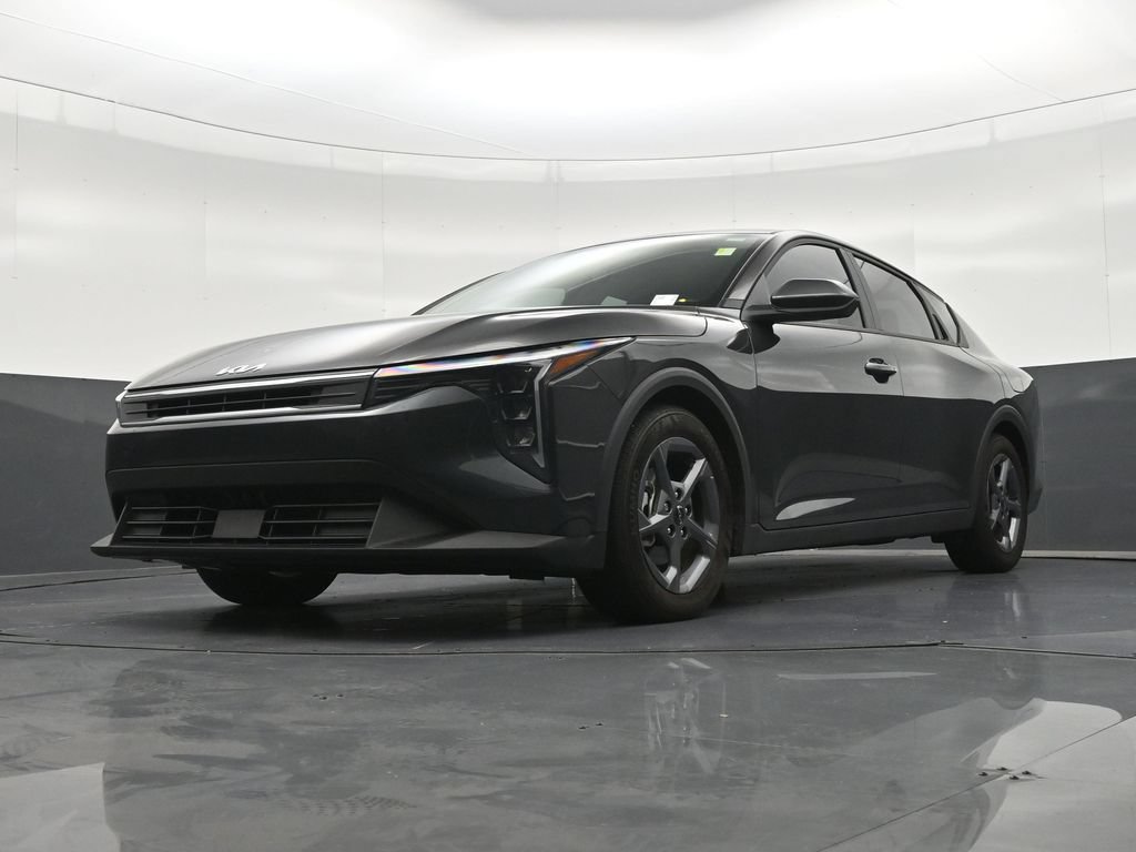 Used 2025 Kia K4 FWD image 23
