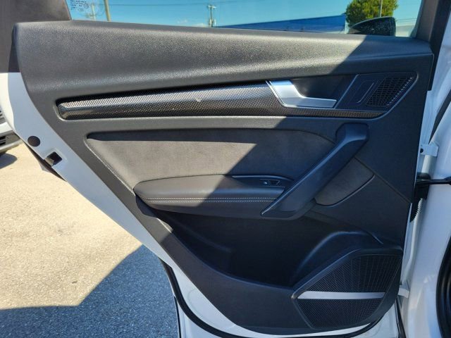 Used 2022 Audi SQ5 Premium Plus w/ Premium Plus Package image 14