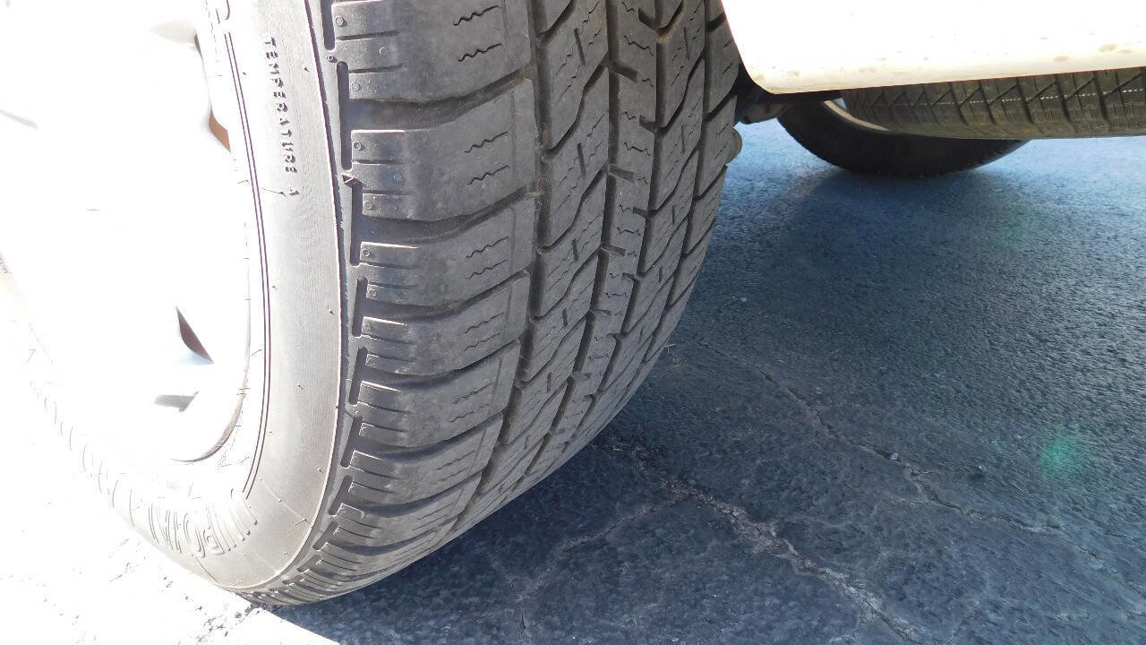 Used 2013 Chevrolet Suburban LTZ image 21