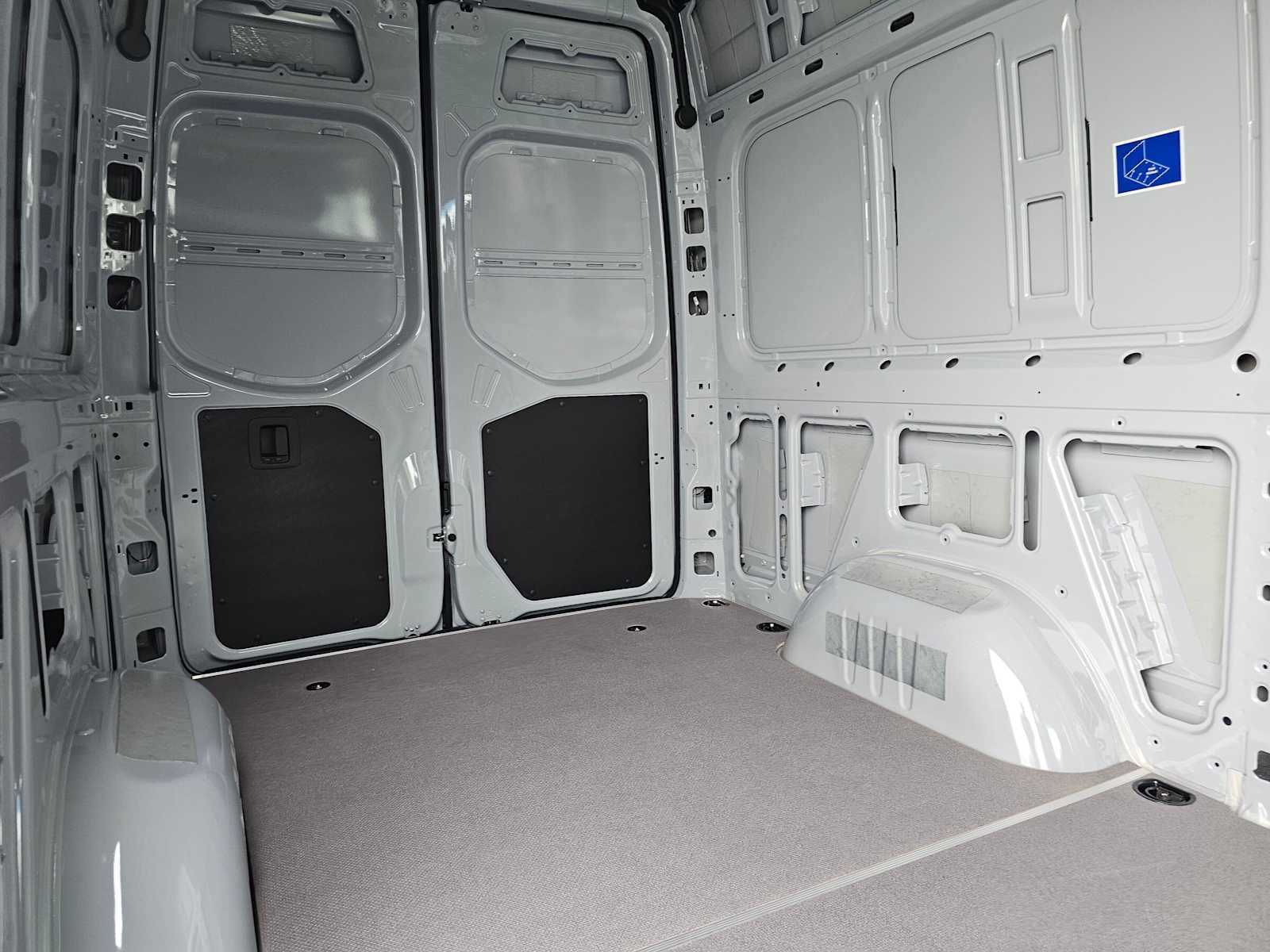 New 2025 Mercedes-Benz Sprinter 2500 image 13