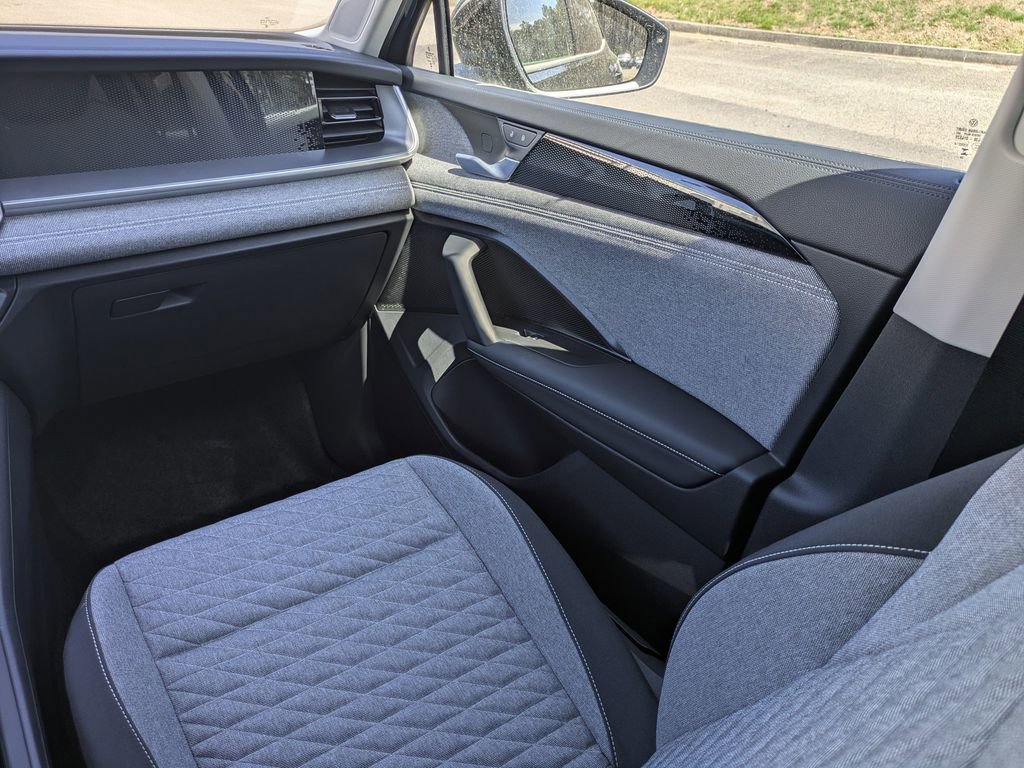 New 2026 Volkswagen Tiguan S image 17