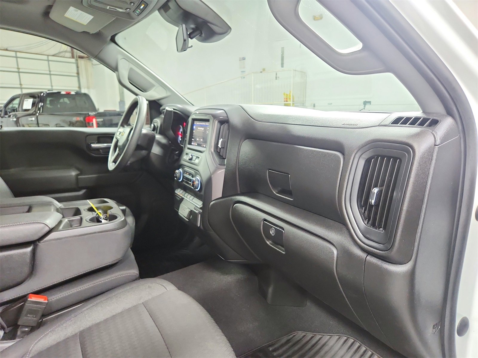 Used 2024 Chevrolet Silverado 1500 Custom image 33
