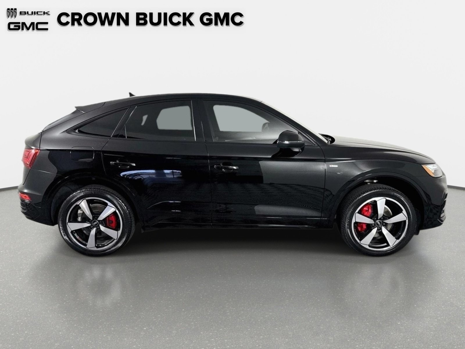 Used 2024 Audi Q5 2.0T Premium Plus w/ Premium Plus Package AWD/4WD image 4