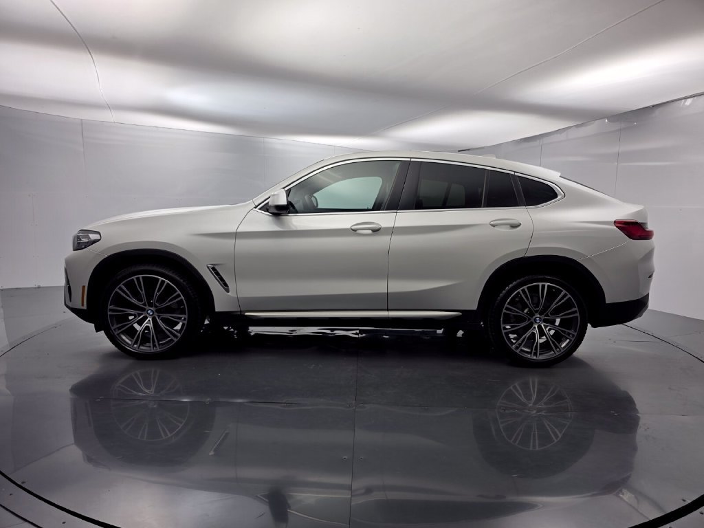 Certified 2024 BMW X4 xDrive30i w/ Premium Package AWD/4WD image 7