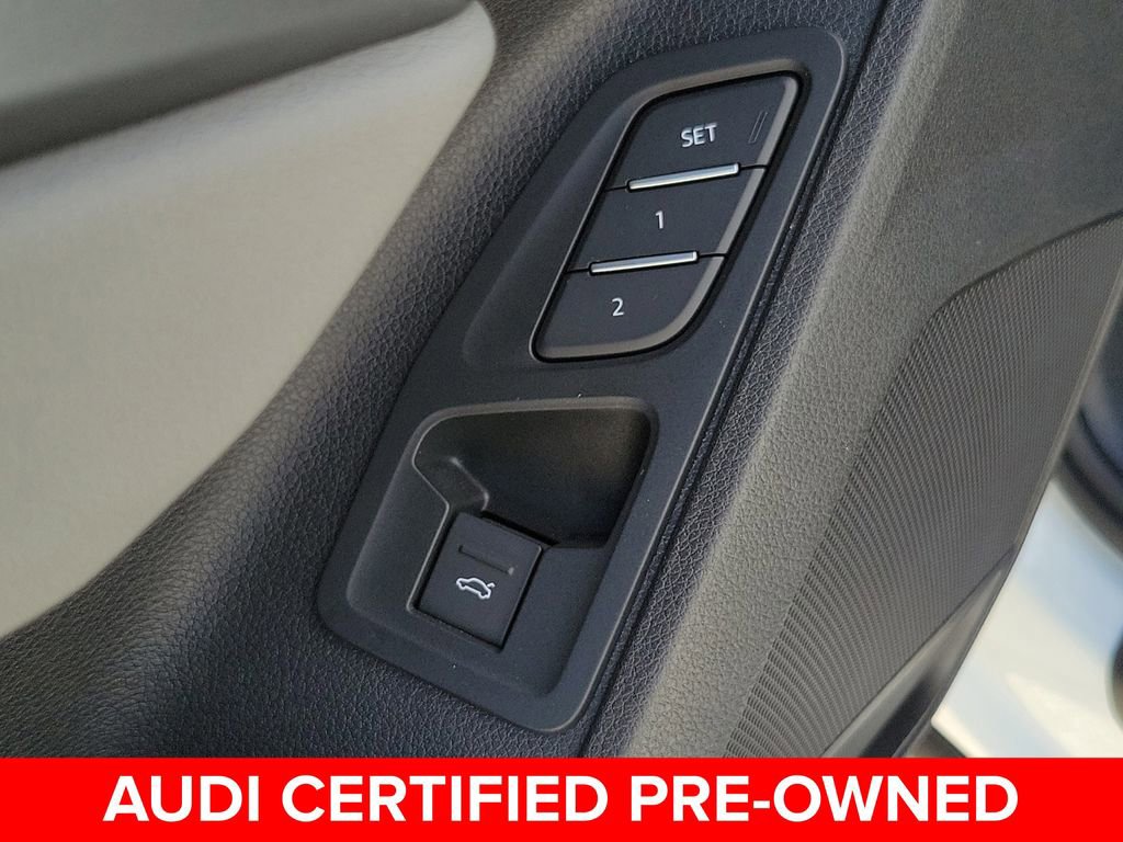 Certified 2025 Audi Q3 2.0T Premium w/ Convenience Package image 20