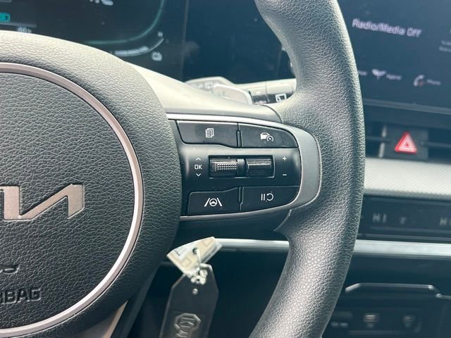 Certified 2023 Kia Sportage LX image 23
