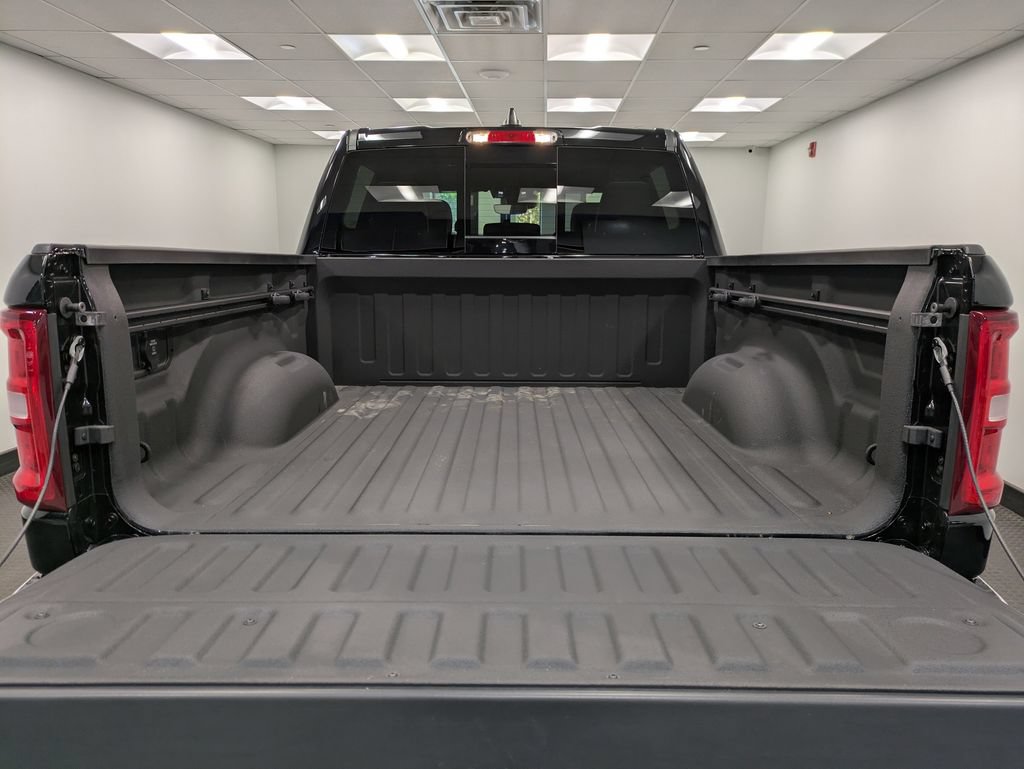 Used 2025 RAM 1500 Laramie w/ Bed Utility Group AWD/4WD image 27