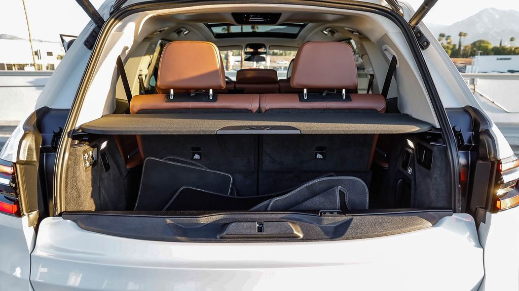 Used 2026 BMW X7 xDrive40i image 32