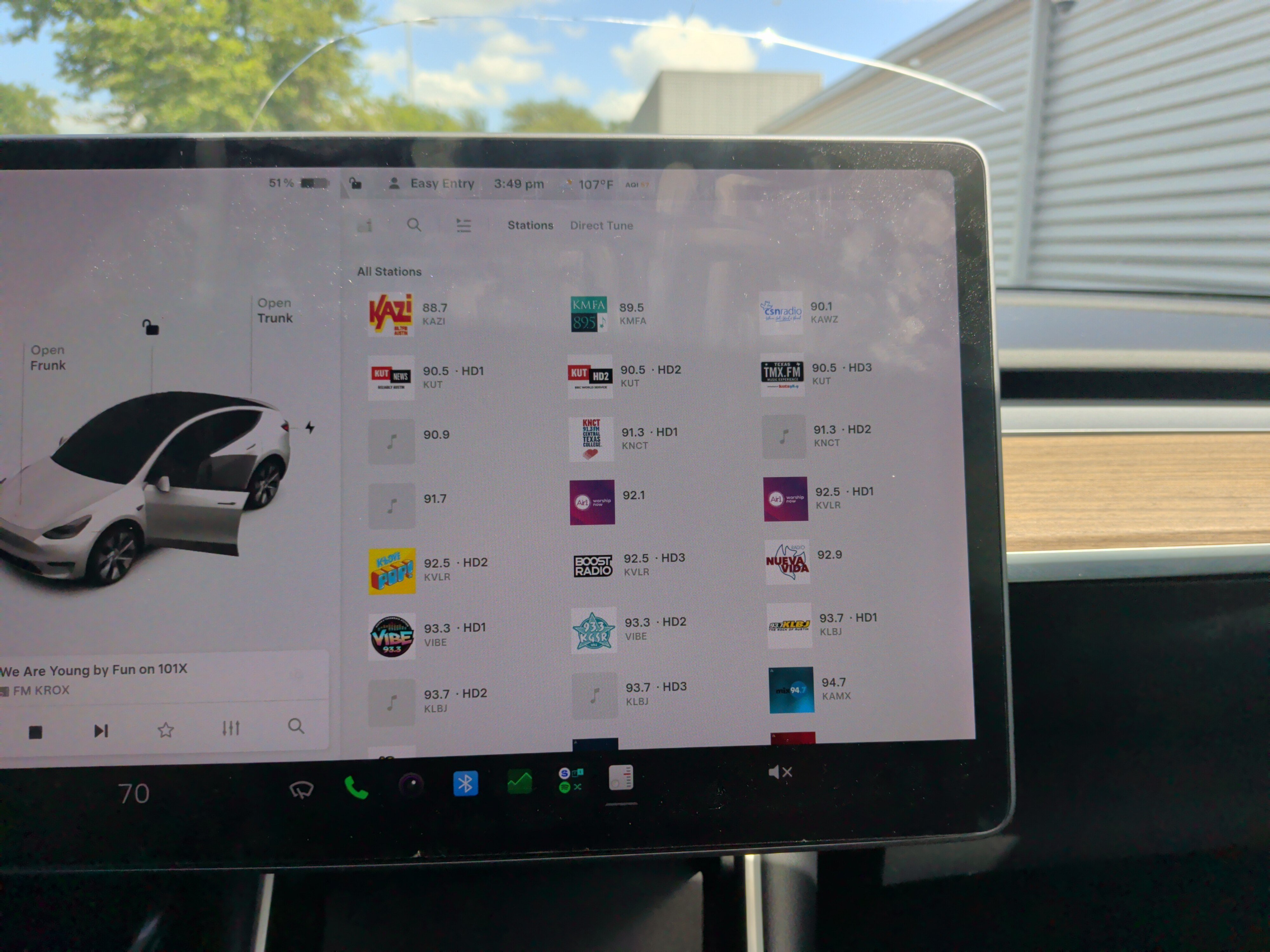 Used 2021 Tesla Model Y Long Range AWD/4WD image 22