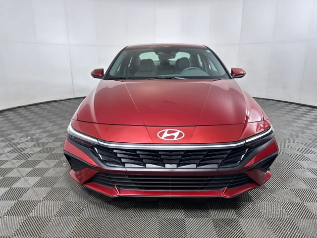 Certified 2024 Hyundai Elantra SEL image 8