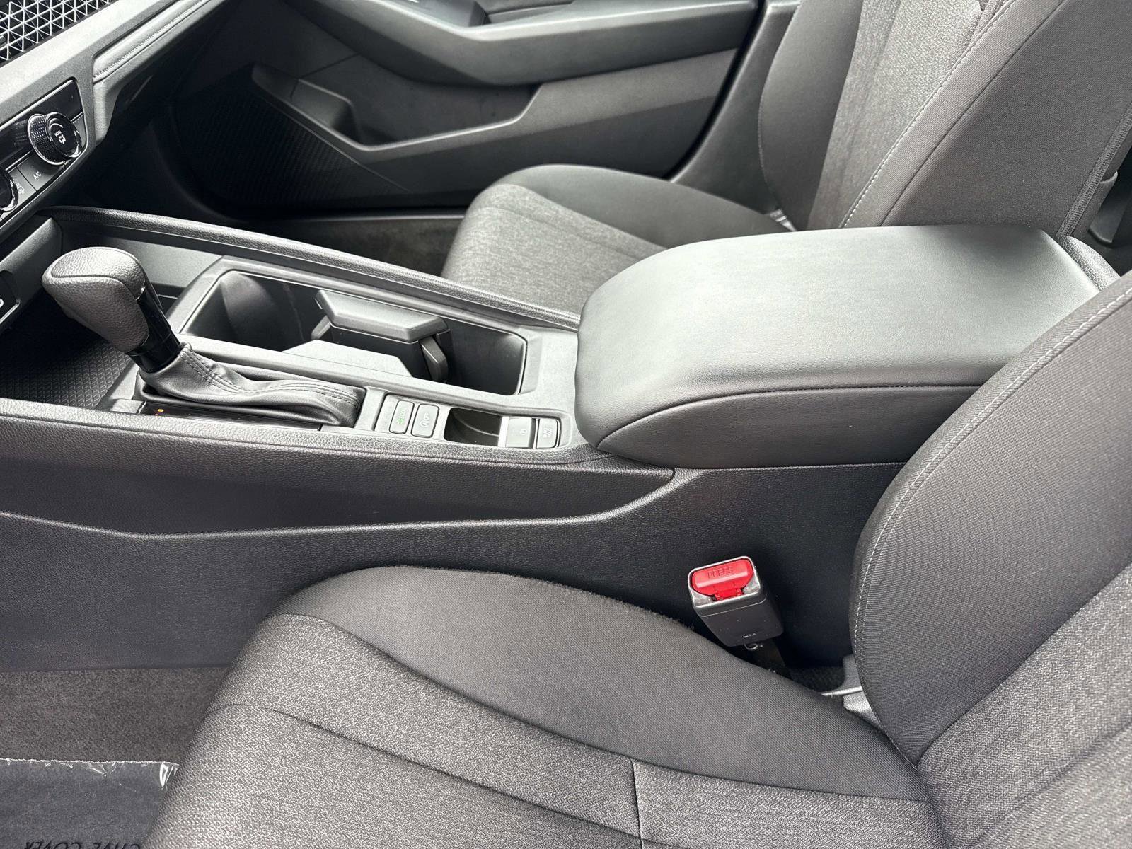 Used 2025 Honda Accord LX image 14