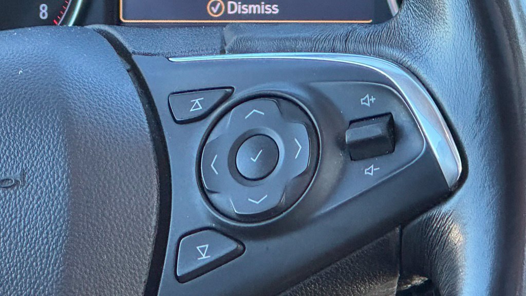 Used 2020 Buick Enclave Essence FWD image 19