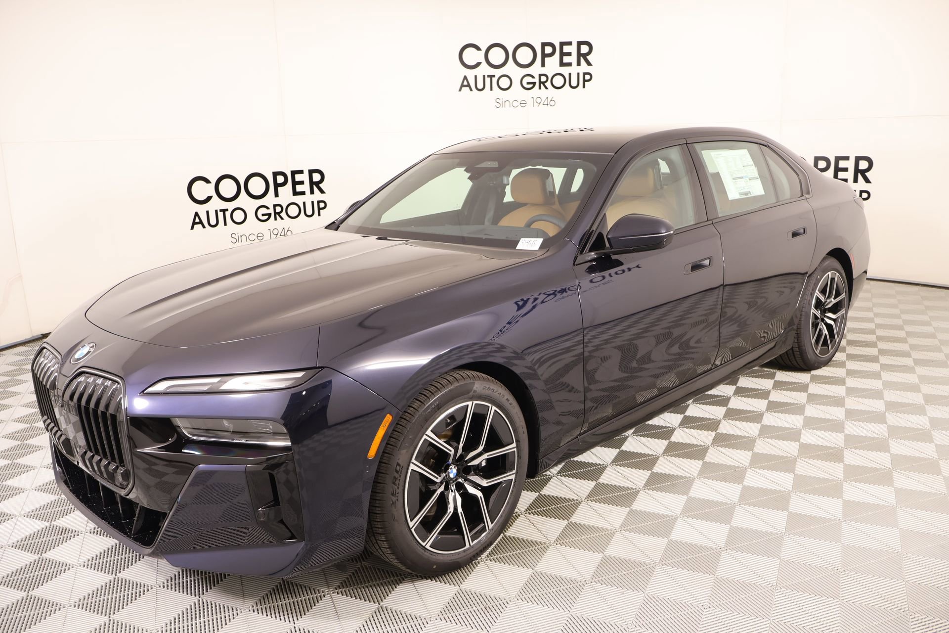New 2026 BMW 740i xDrive w/ Premium Package AWD/4WD image 10