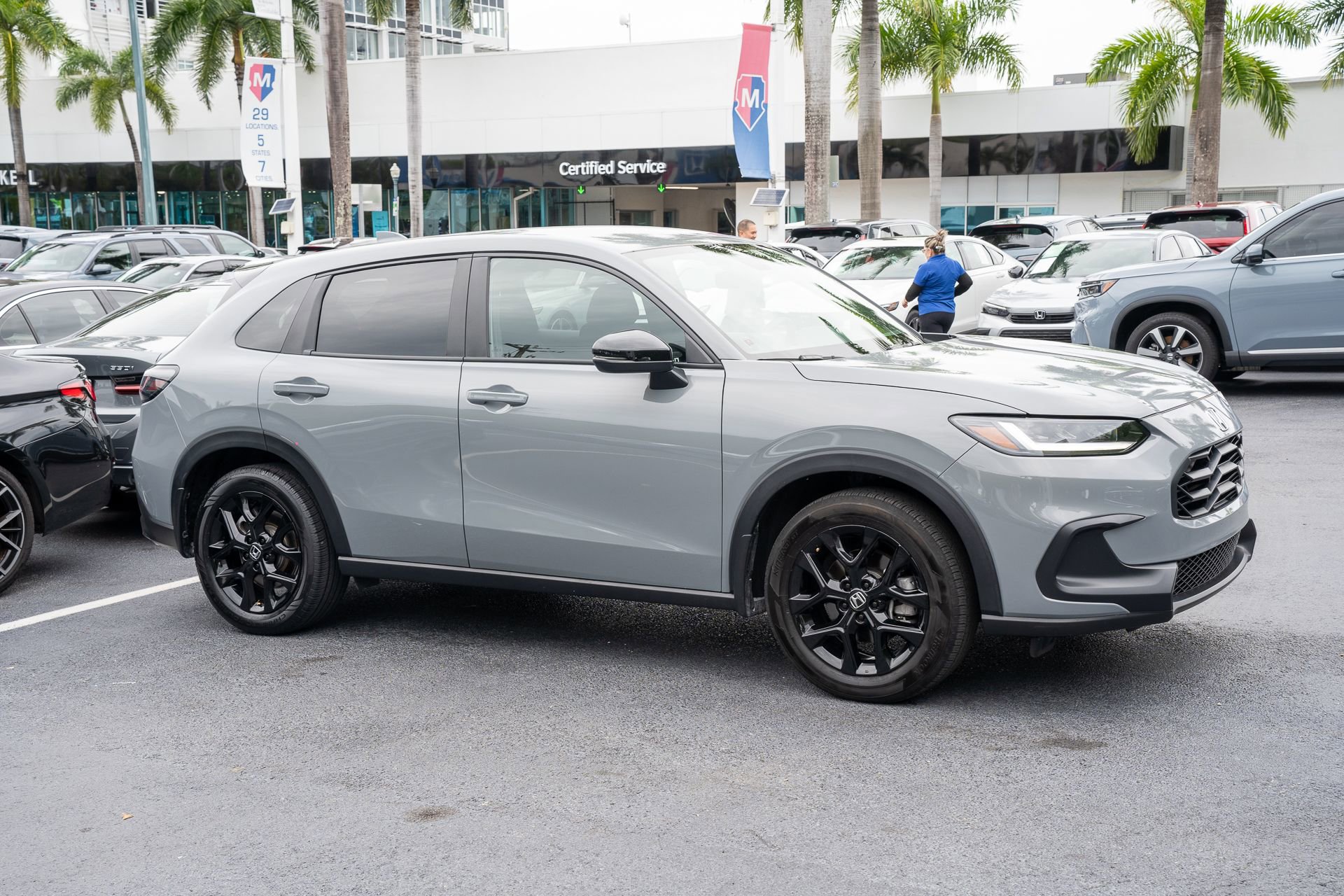Used 2025 Honda HR-V Sport video 3