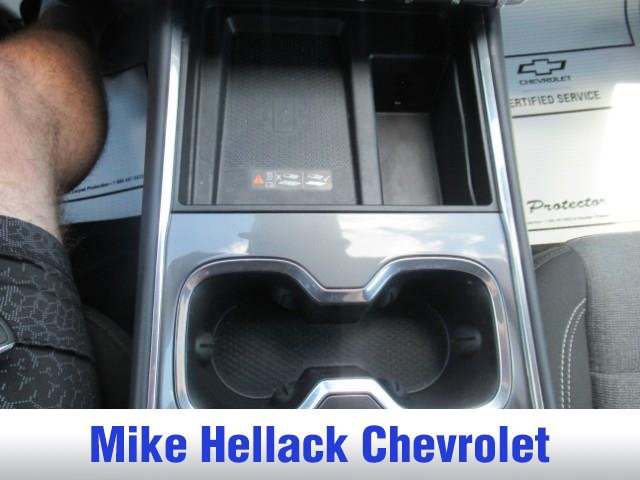 Used 2025 GMC Acadia Elevation FWD image 33