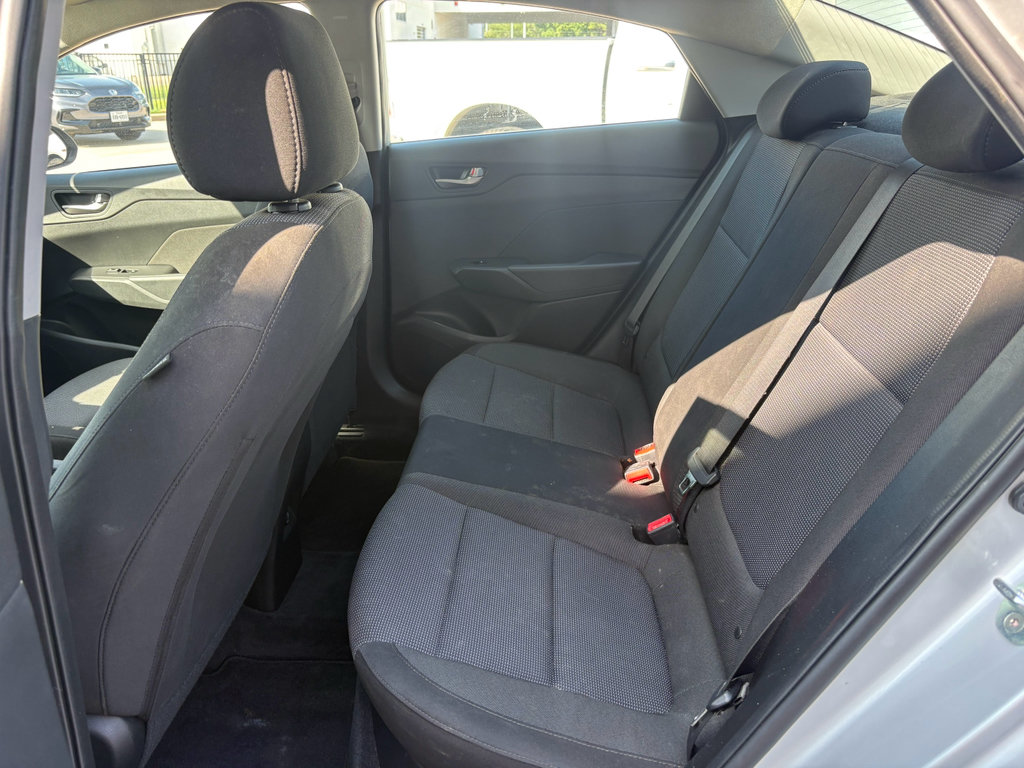 Used 2022 Hyundai Accent SEL FWD image 20
