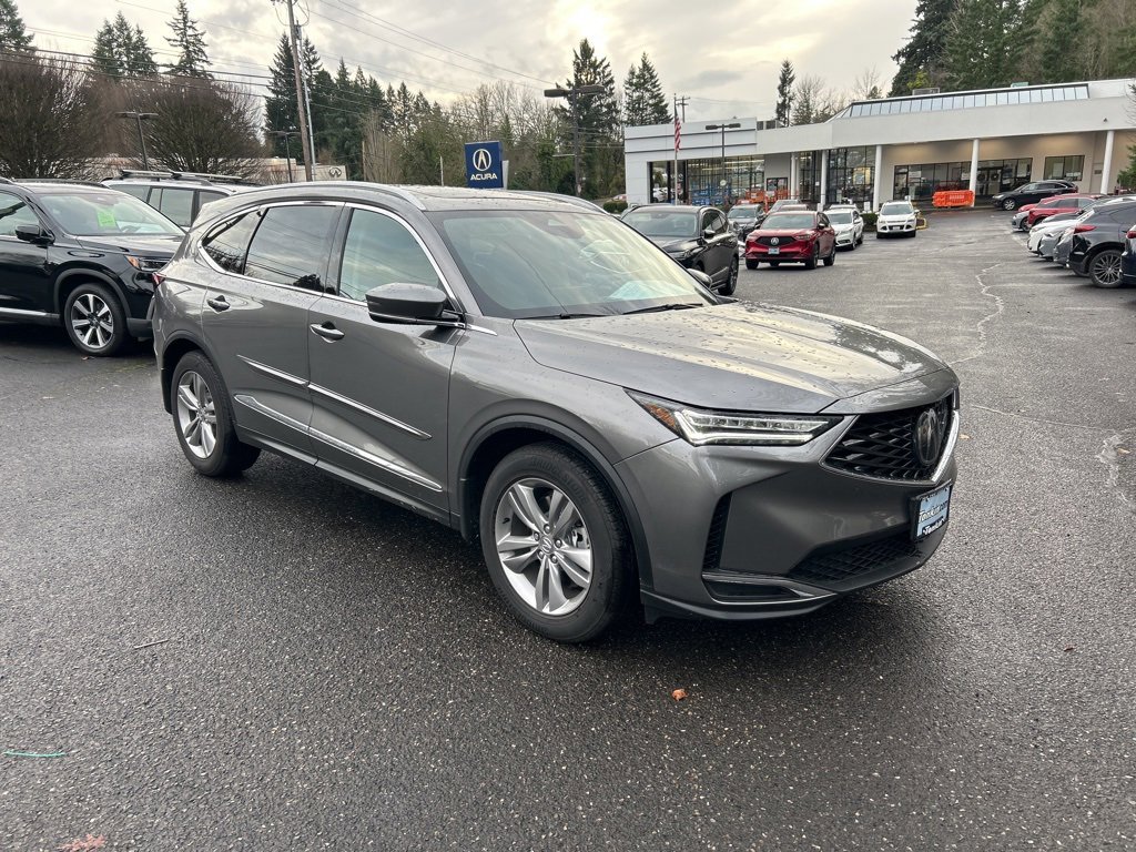 Used 2025 Acura MDX SH-AWD image 2