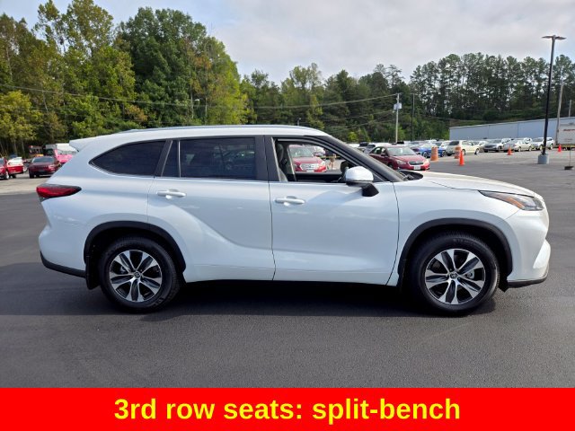 Used 2023 Toyota Highlander XLE FWD image 10