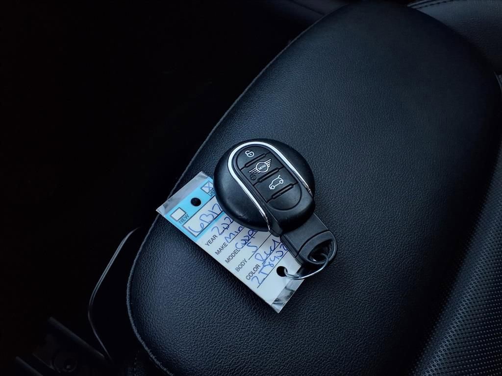 Used 2023 MINI Cooper S image 24