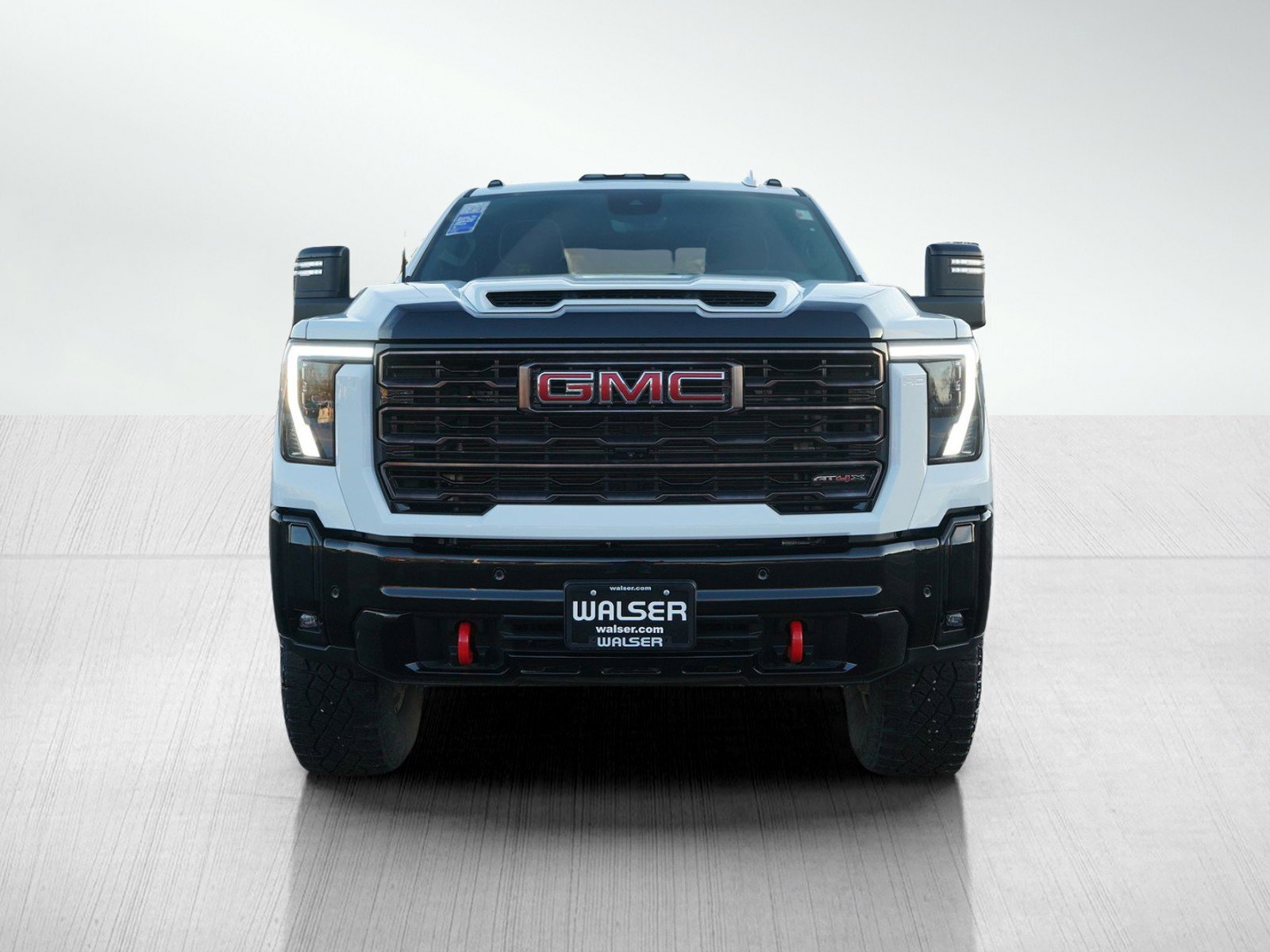 Used 2025 GMC Sierra 2500 AT4X image 9