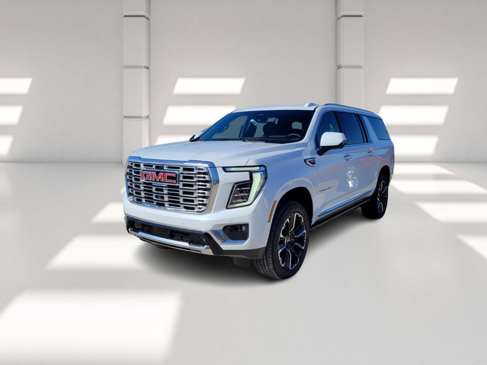 New 2026 GMC Yukon XL Denali w/ Sun & Power Step Package