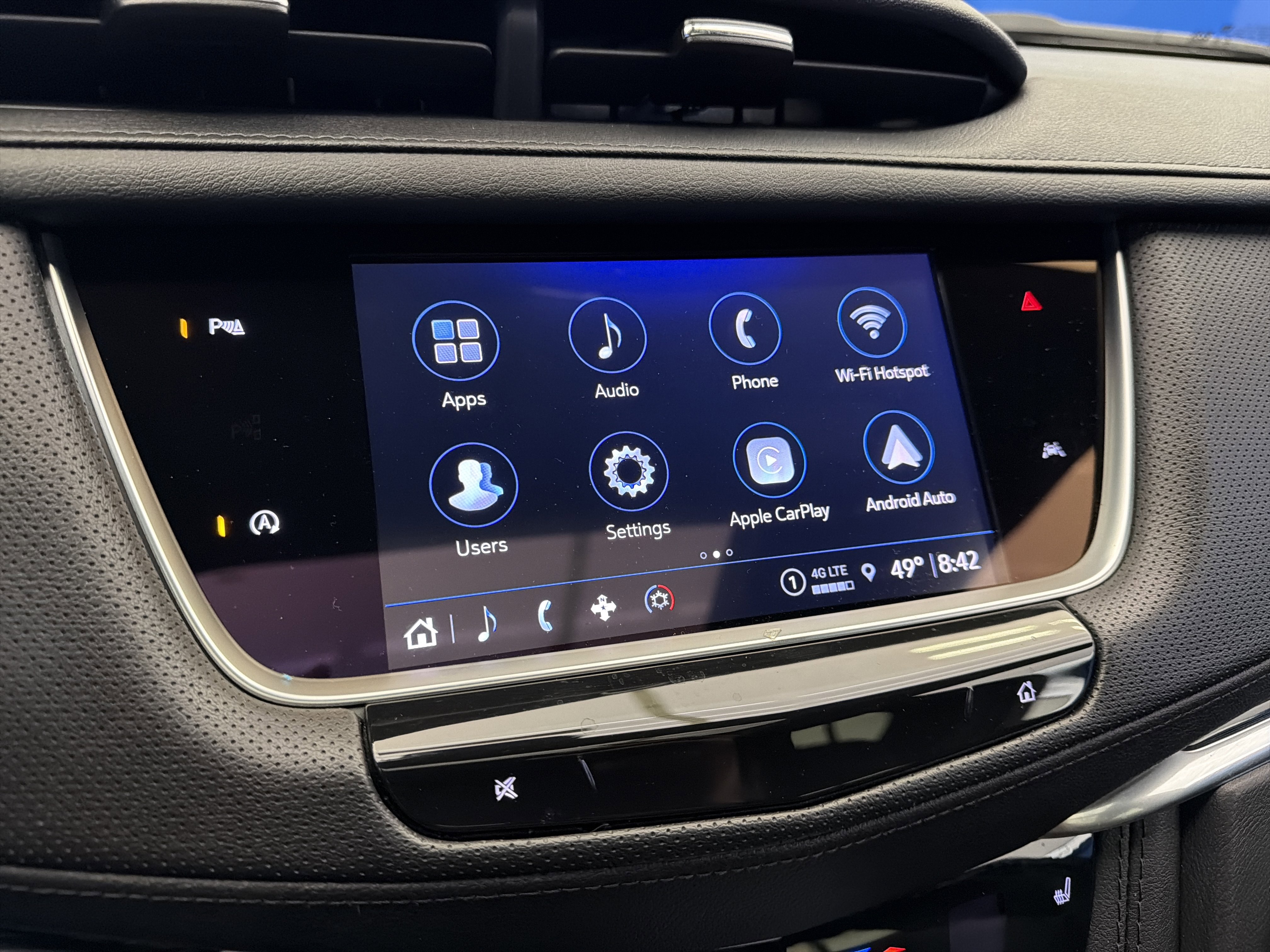 Used 2023 Cadillac XT6 Luxury image 19