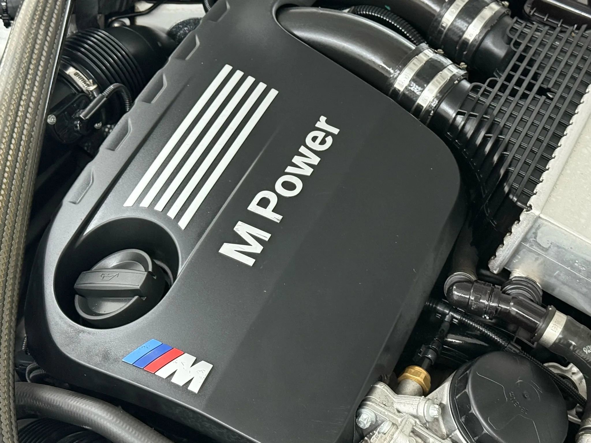 Used 2016 BMW M4 Convertible image 51