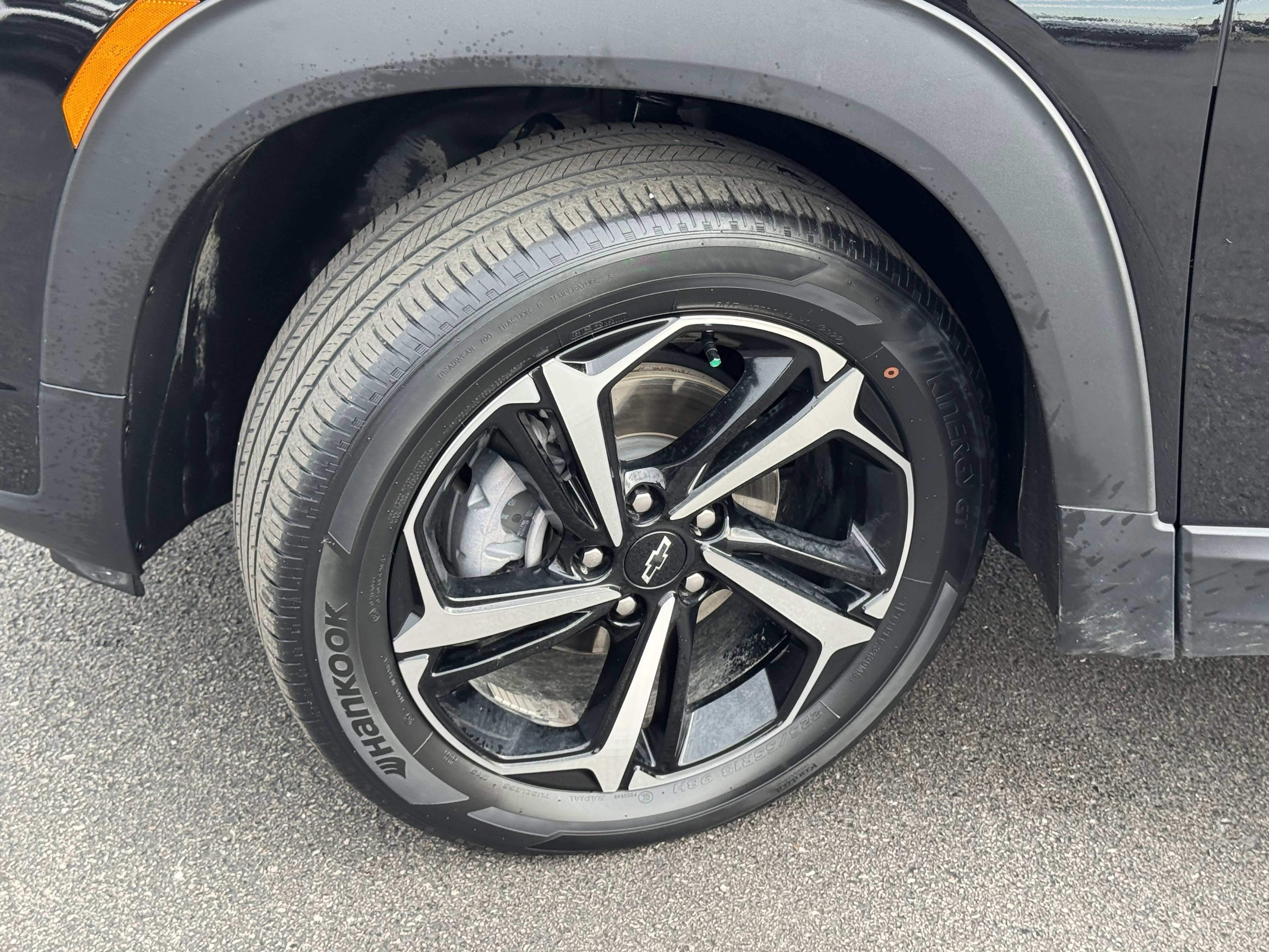 Used 2023 Chevrolet TrailBlazer RS w/ Convenience Package image 39