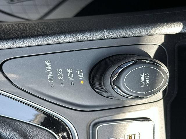 Used 2023 Jeep Cherokee Altitude Lux AWD/4WD image 27