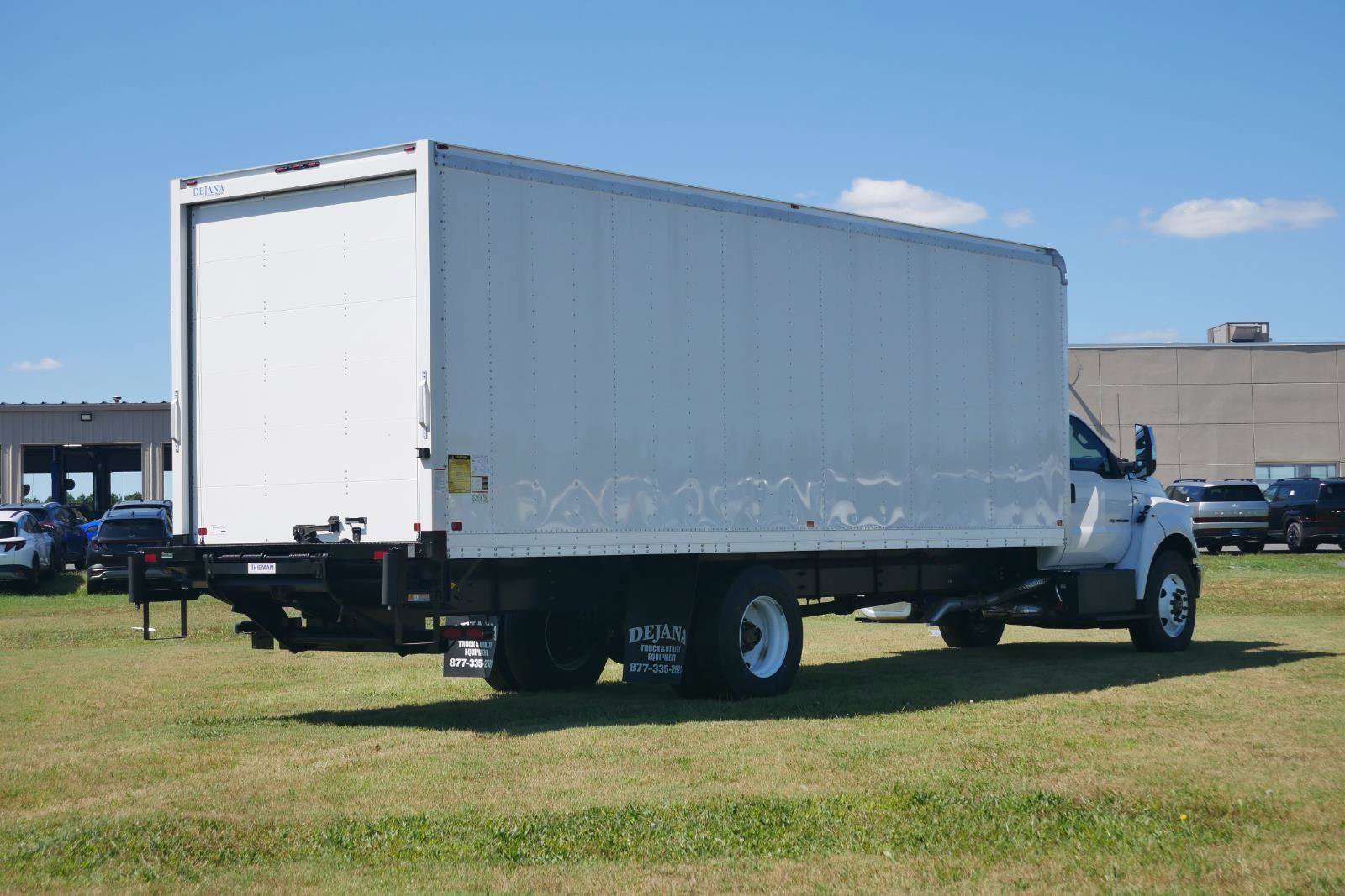 New 2025 Ford F750 2WD Regular Cab Super Duty image 4