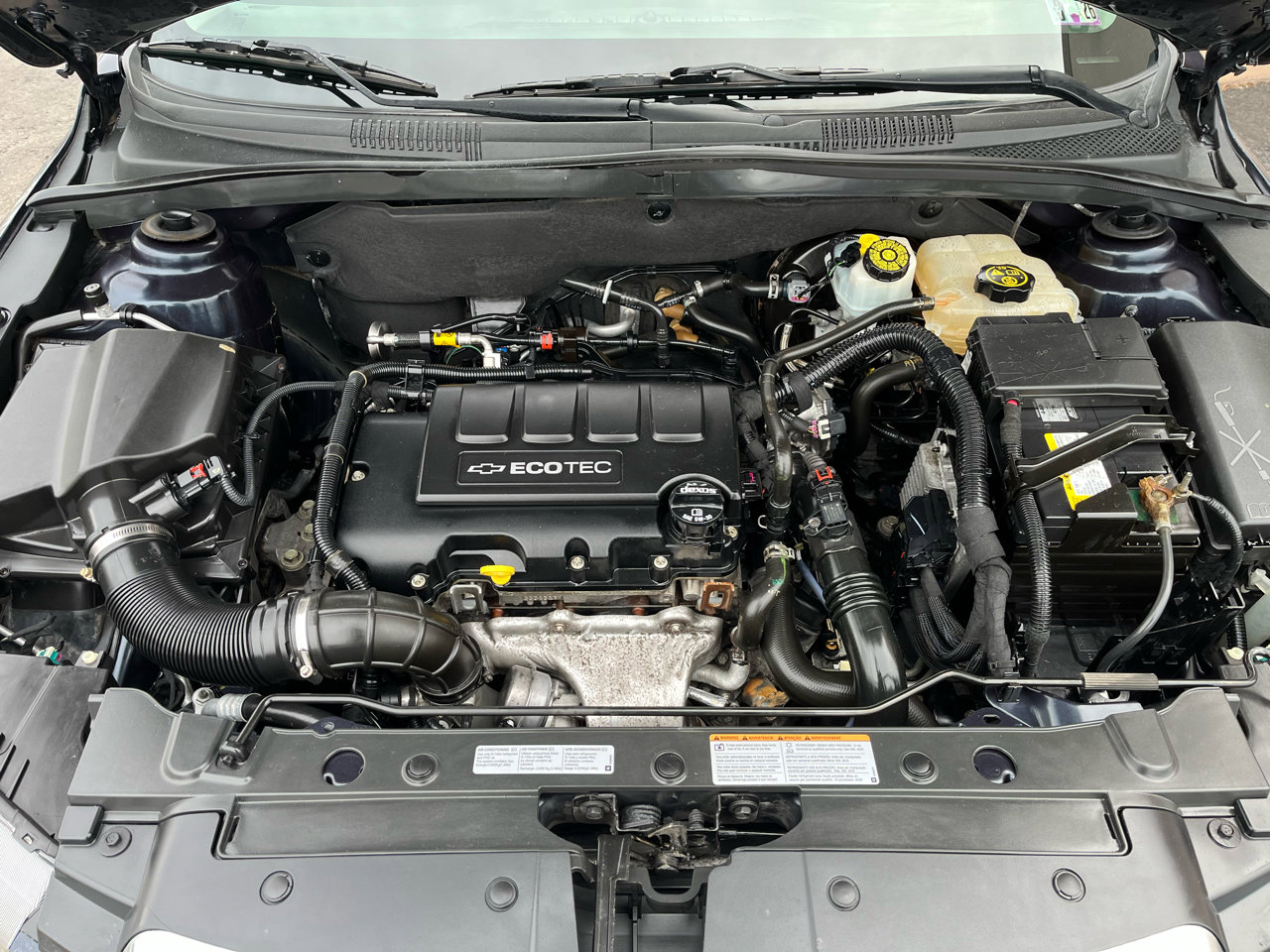 Used 2016 Chevrolet Cruze LT image 9