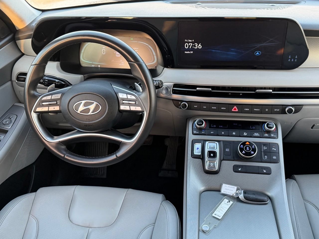 Used 2025 Hyundai Palisade SEL AWD/4WD image 11