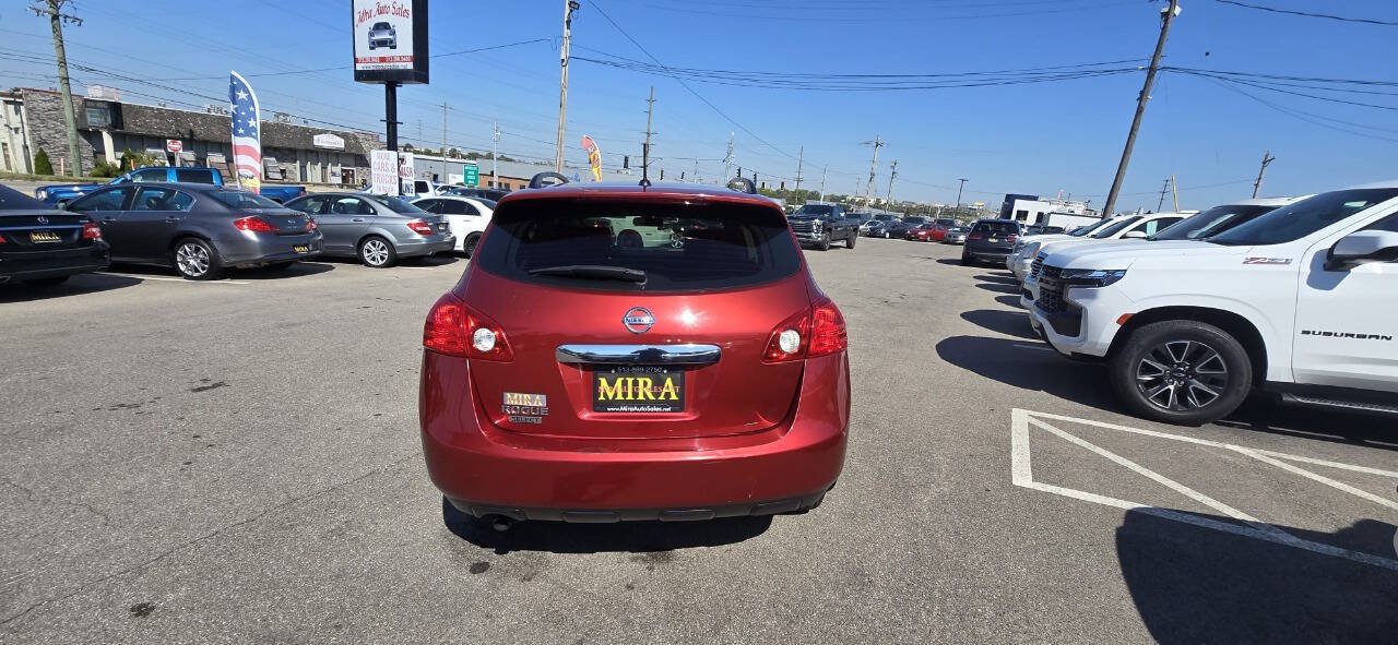 Used 2014 Nissan Rogue S w/ Convenience Package FWD image 4