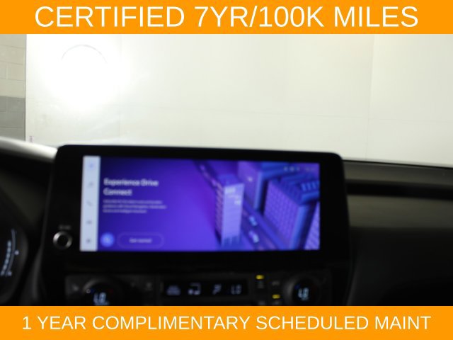 Used 2025 Toyota Grand Highlander AWD image 23