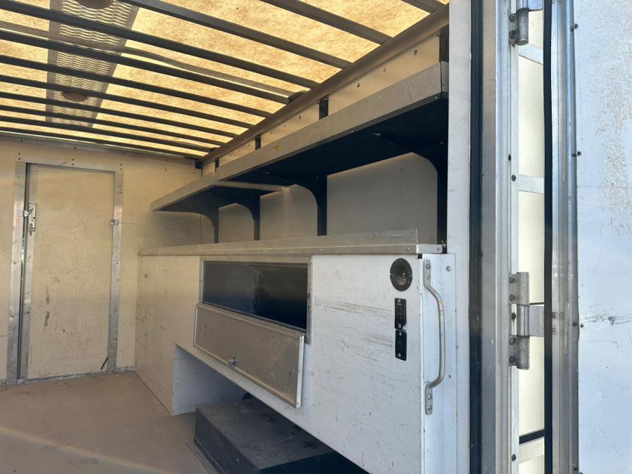 Used 2018 Ford Transit 350 156 DRW w/ Exterior Upgrade Package image 17