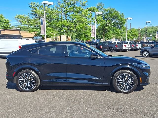 Certified 2024 Ford Mustang Mach-E Premium AWD/4WD image 7