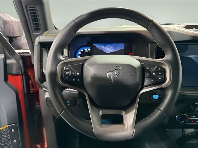 Used 2024 Ford Bronco Badlands image 15