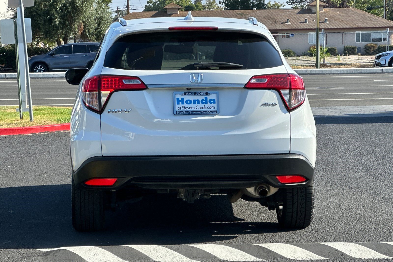 Used 2021 Honda HR-V EX-L image 9