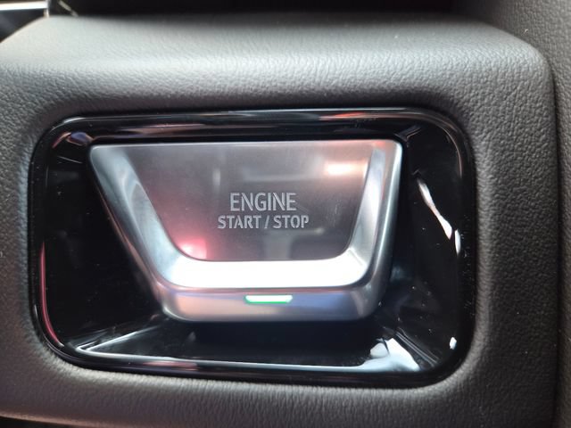New 2026 GMC Yukon Elevation w/ Elevation Premium Package AWD/4WD image 39
